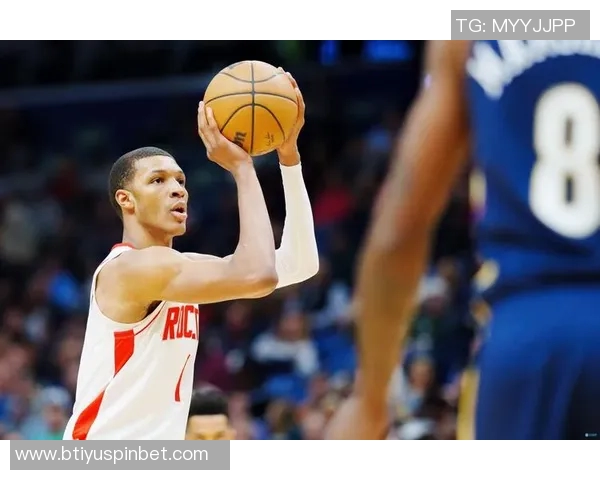 小贾巴里专注身体训练坚信团队合作与成长的重要性