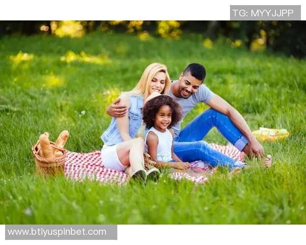 幸福满溢库嫂分享全家福六口之家甜蜜瞬间尽显温馨 幸福满溢库嫂分享全家福六口之家甜蜜瞬间尽显温馨